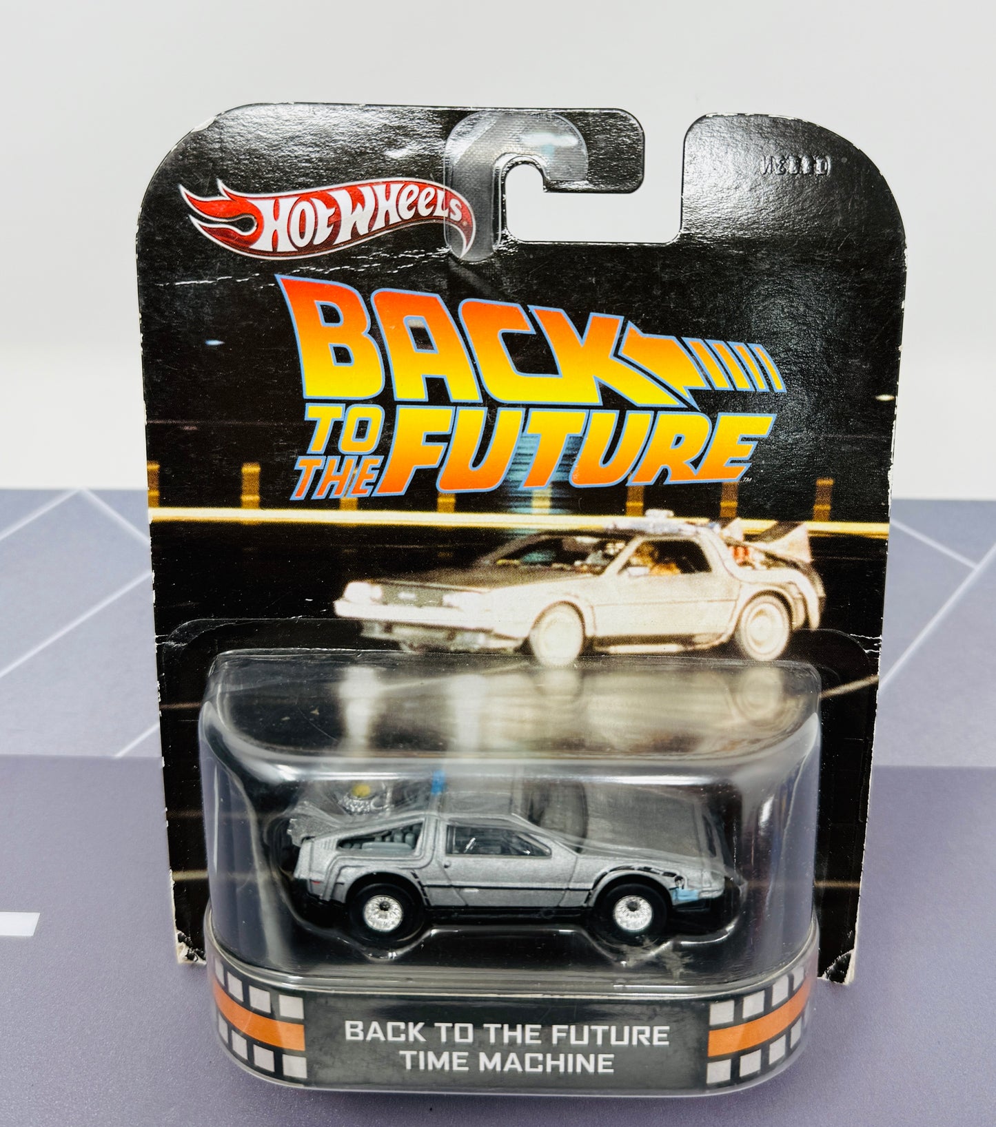 Hot Wheels Retro Back to The Future The Machine