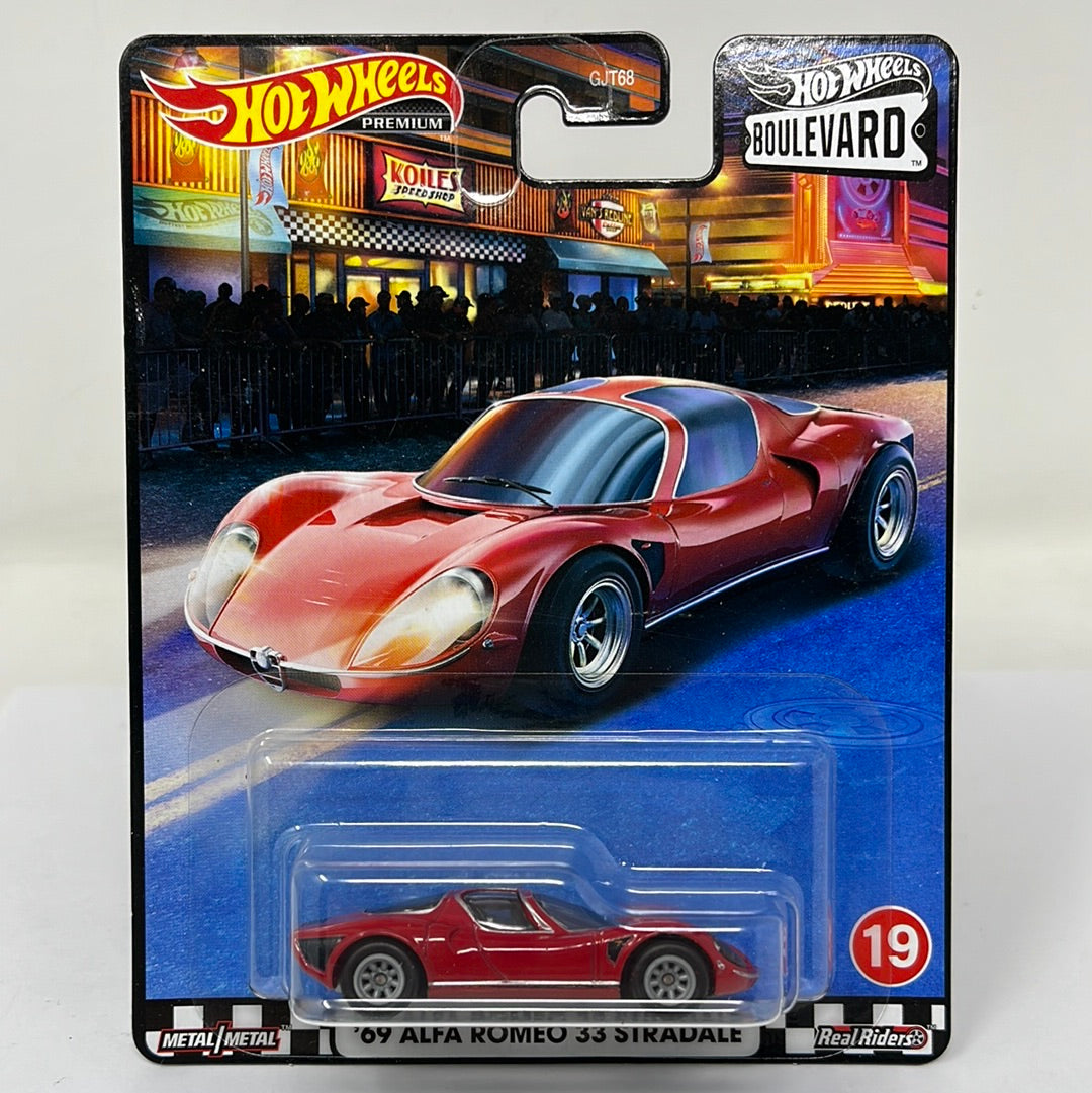 hot wheels premium boulevard 69 alfa romeo 33 stradale 19 real riders