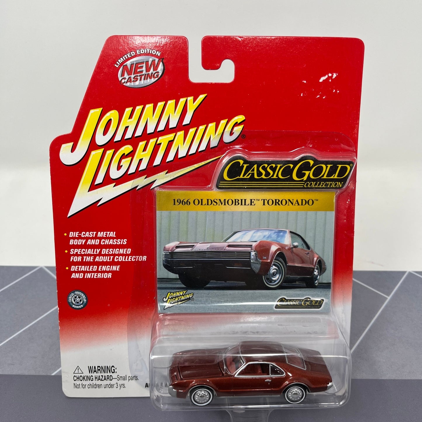 Johnny lightning 1966 oldsmobile toronado classic gold collection