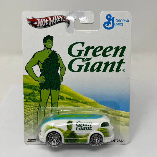 Hot wheels premium haulin gas green giant Disney