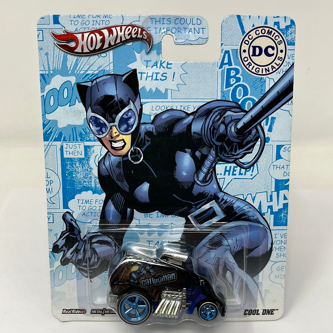 hot wheels premium cat woman cool one dc comics marvel real riders