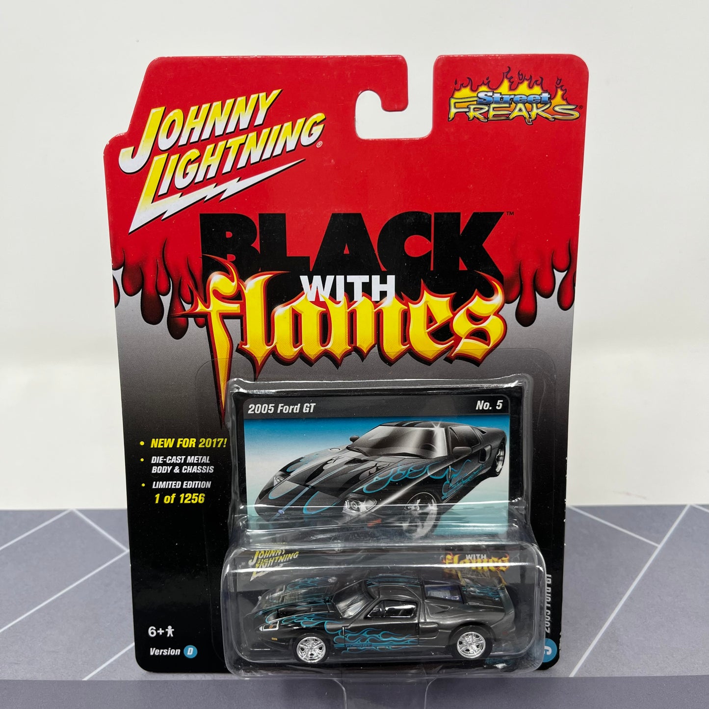 Johnny lightning 2005 ford gt black with flames street freaks