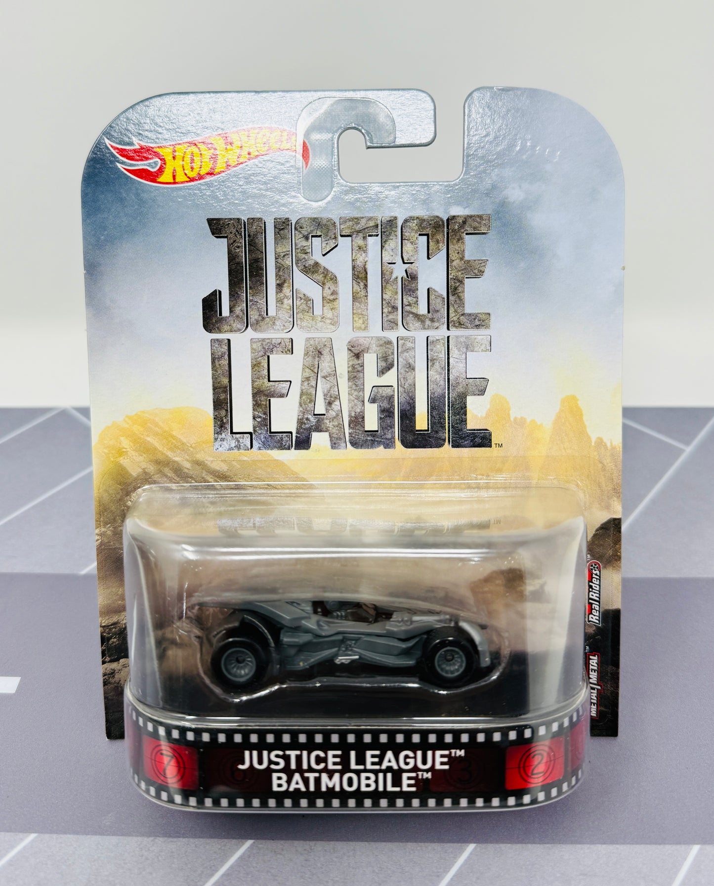 Hot Wheels Retro Justice League Batmobile